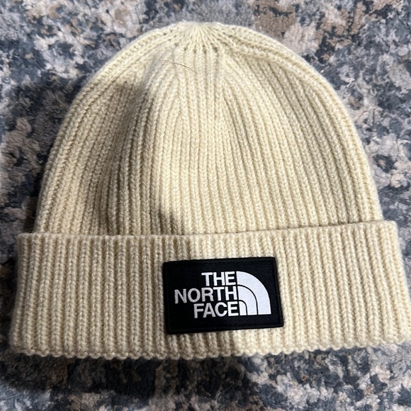 North face beanie - Picture 1 of 2